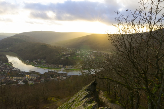 Roche à sept heures (Ardennes)