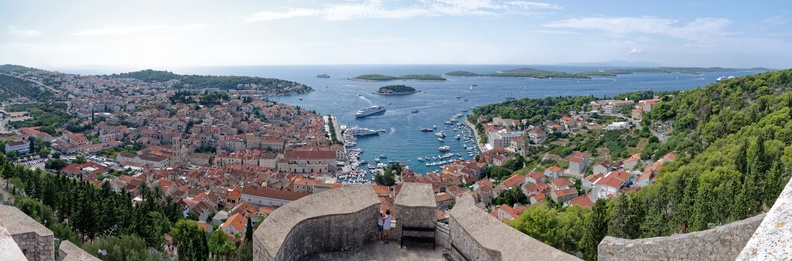 Hvar_Grad_Panorama.jpg